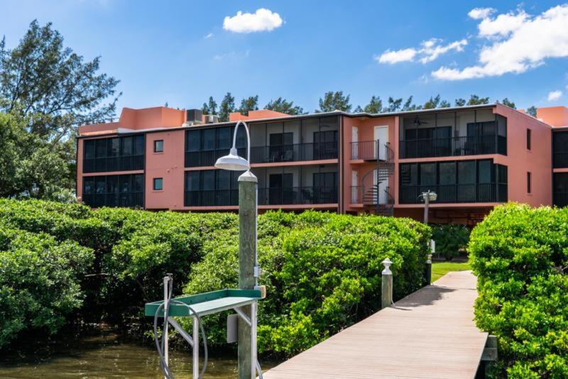 Coquina Moorings Three Bedroom Apartment, 106 Bradenton Beach Exterior photo