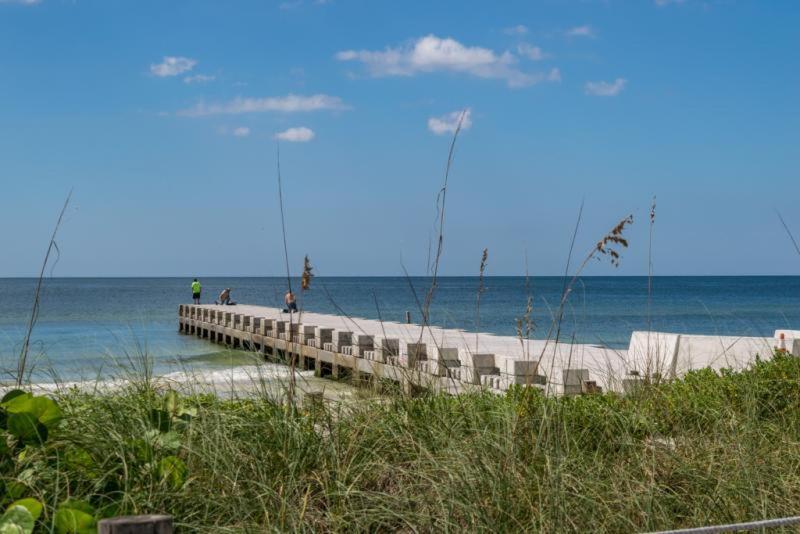 Coquina Moorings Three Bedroom Apartment, 106 Bradenton Beach Exterior photo