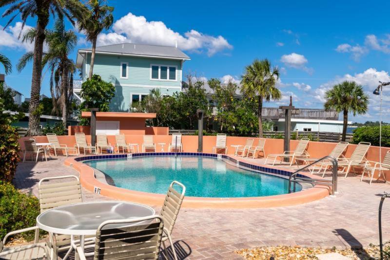 Coquina Moorings Three Bedroom Apartment, 106 Bradenton Beach Exterior photo