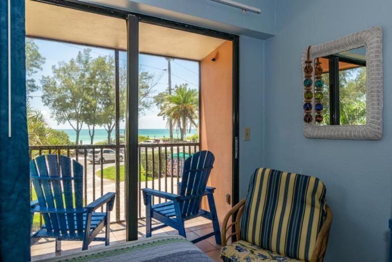 Coquina Moorings Three Bedroom Apartment, 106 Bradenton Beach Exterior photo