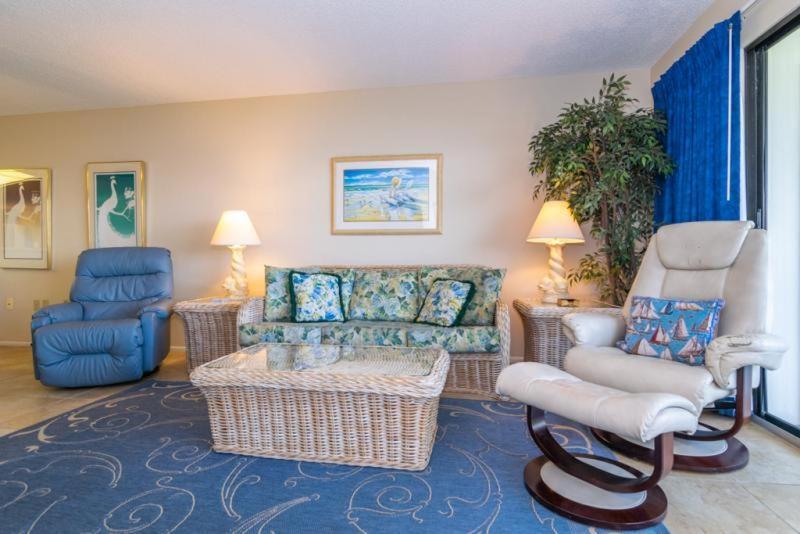 Coquina Moorings Three Bedroom Apartment, 106 Bradenton Beach Exterior photo